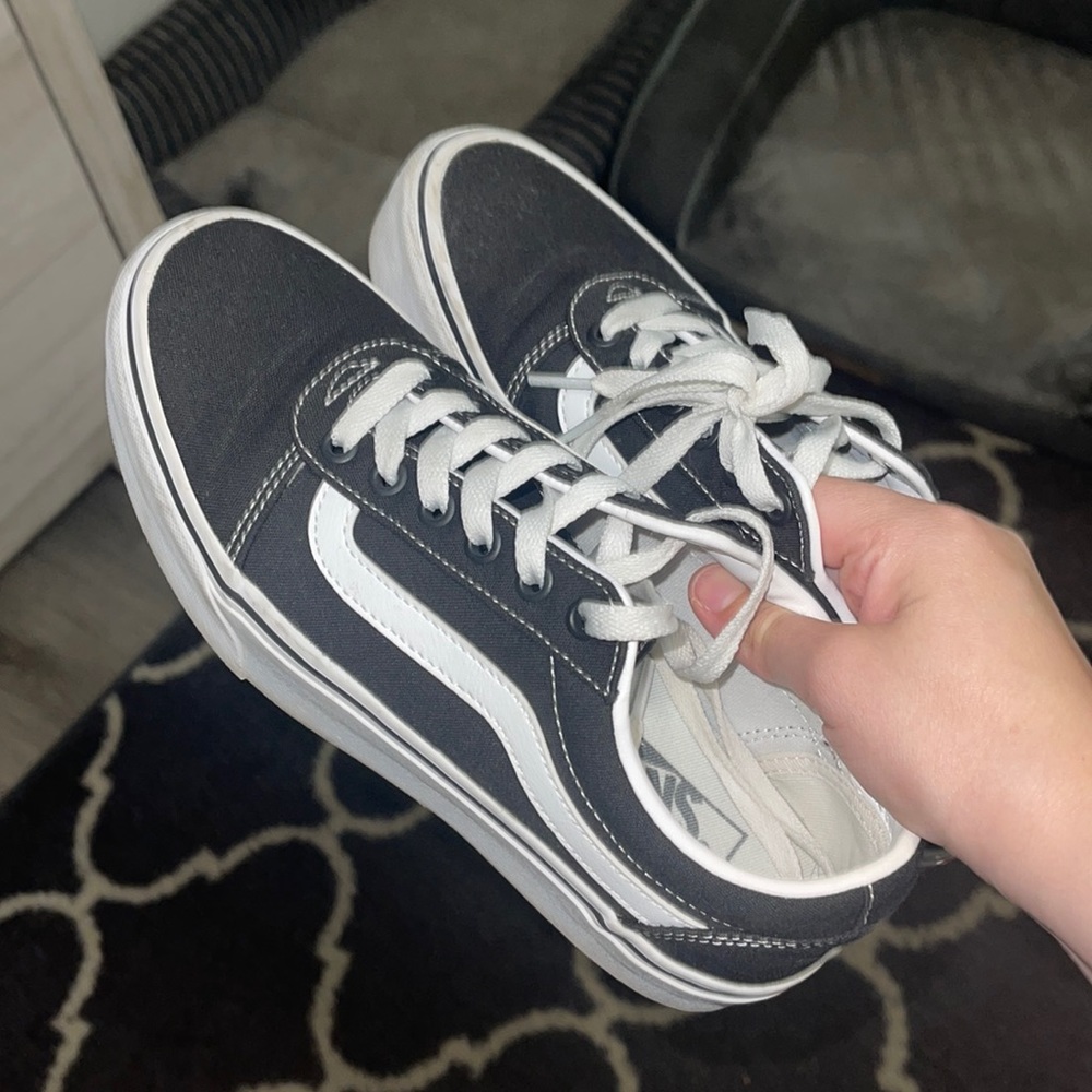 BLACK PLATFORM VANS